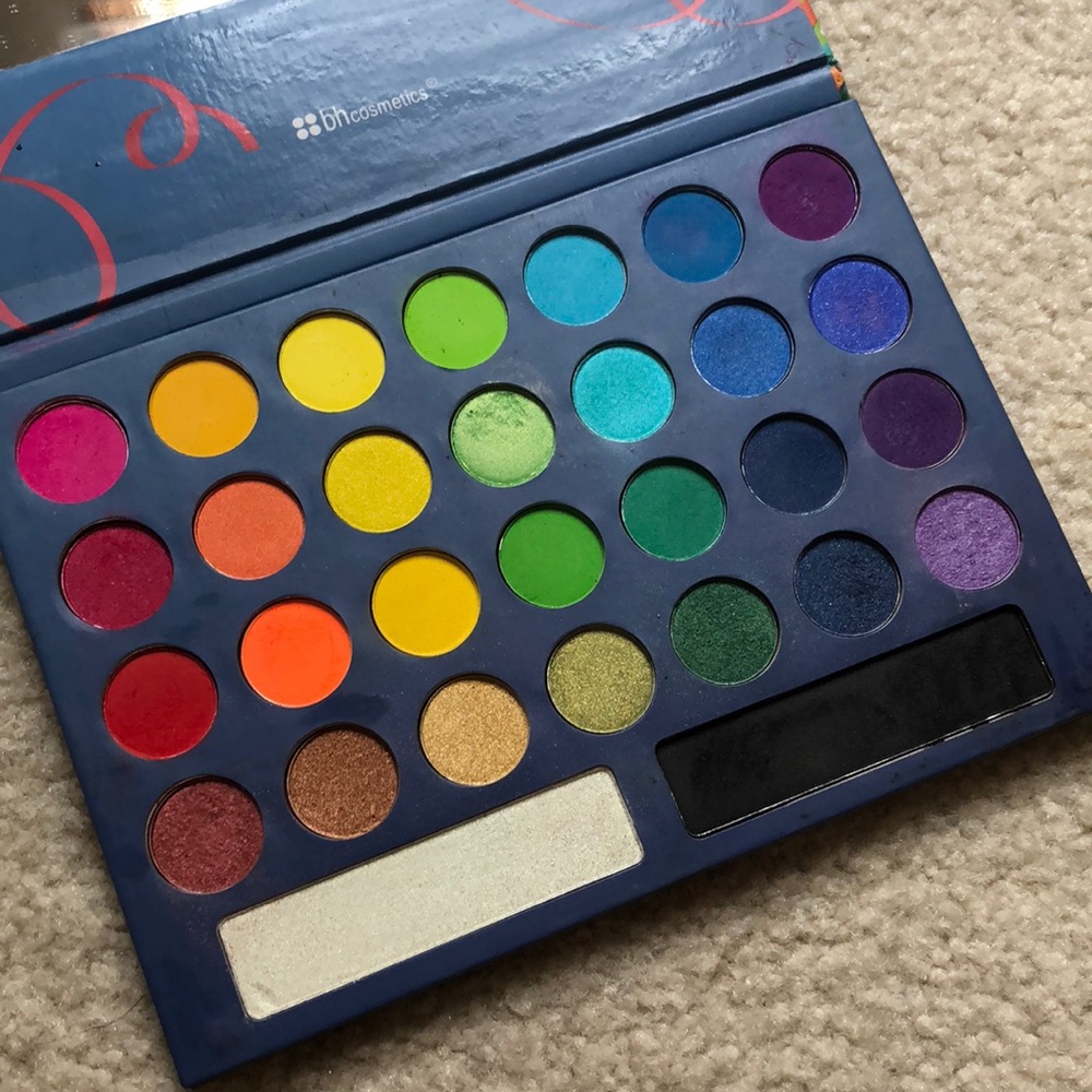BH cosmetics Take Me To Brazil palette